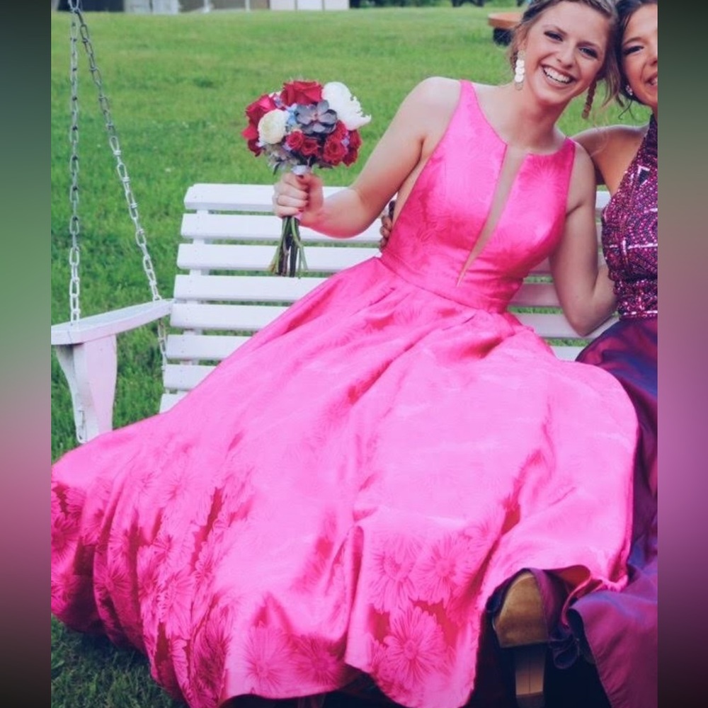 Sherri Hill Pink Prom Dress